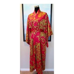 NATORI Private Luxuries Medallion Red & Gold Robe